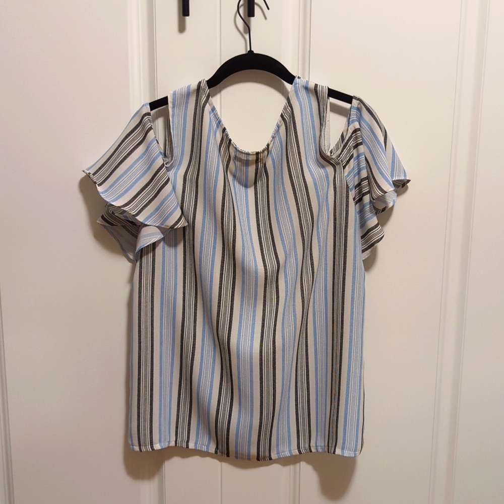 Striped Cold Shoulder Top - Picture 2 of 7